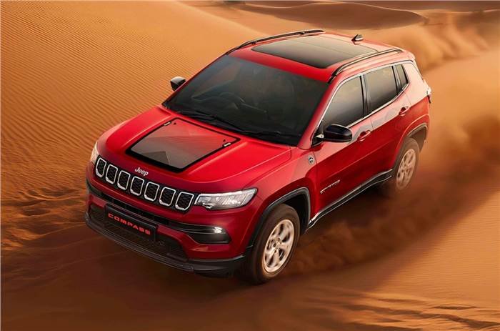 एक्सक्लूसिव एक्सेसरीज पैकेज के साथ Jeep Compass को मिला Sandstorm Edition