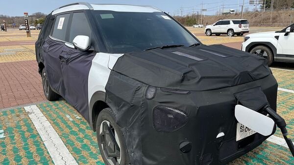 Upcoming Kia Cars: मार्केट में 2 धांसू इलेक्ट्रिक कारों को लेकर आ रही किआ