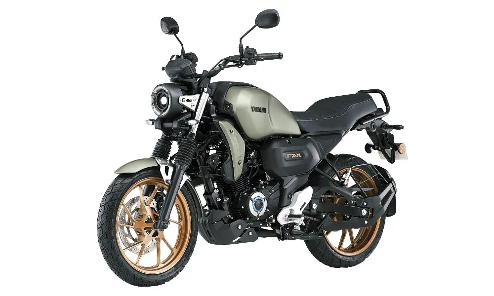 2025 Yamaha FZ-X Hybrid बाइक मैट टाइटन फिनिश में नई 4.2-इंच TFT स्क्रीन के साथ