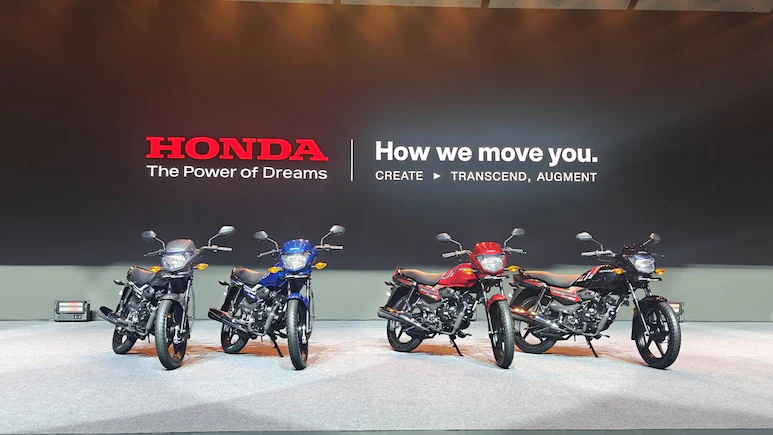 Honda Shine 100 DX के चार नए कलर वेरिएंट्स का लॉन्च इवेंट में प्रदर्शन