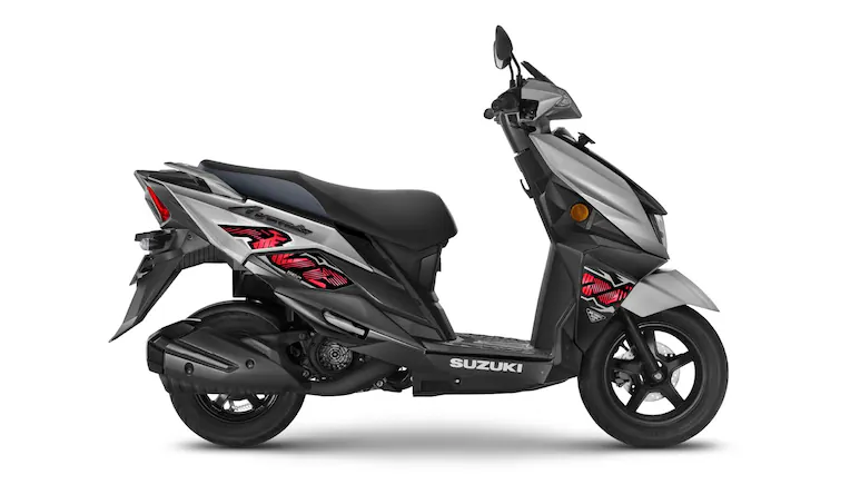 नए डुअल-टोन रंगों में लॉन्च हुआ Suzuki Avenis 125 स्कूटर