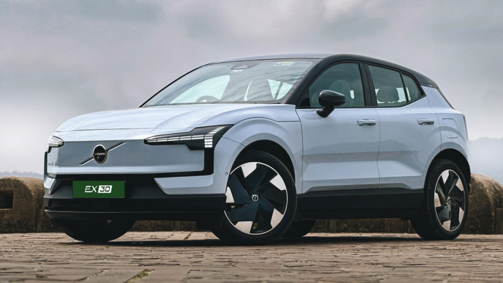 Volvo EX30 इलेक्ट्रिक SUV भारत में Launch – फीचर्स और कीमत