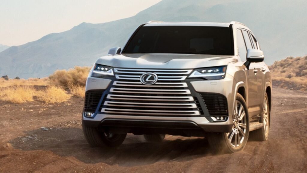 Lexus LX Front design
