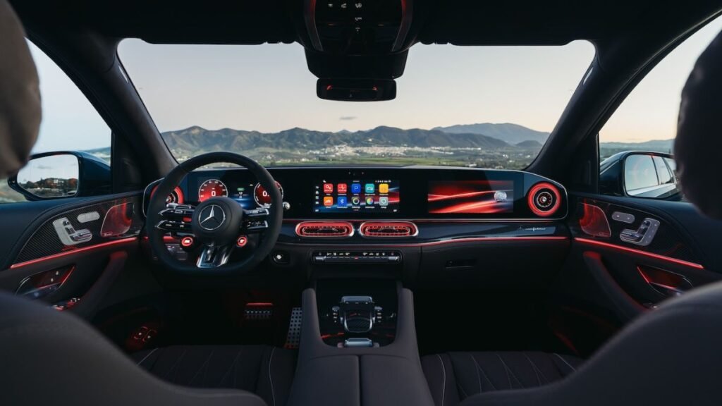 Mercedes-Benz GLE Dashboard Layout