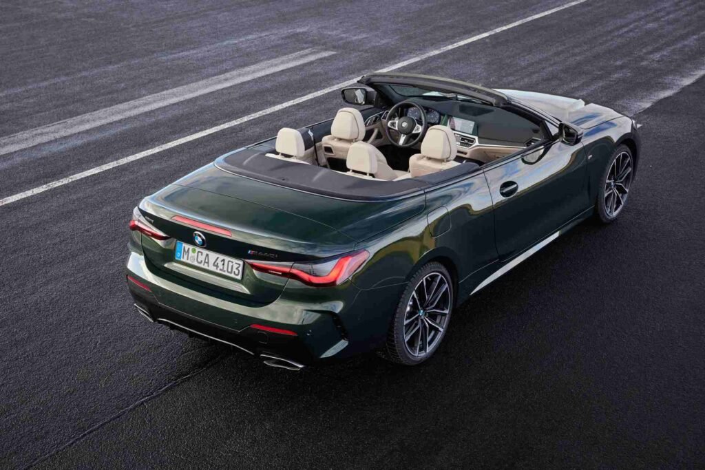 BMW M440i Convertible

