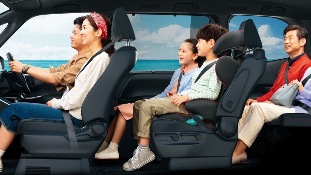 Suzuki Landy sitting layot
