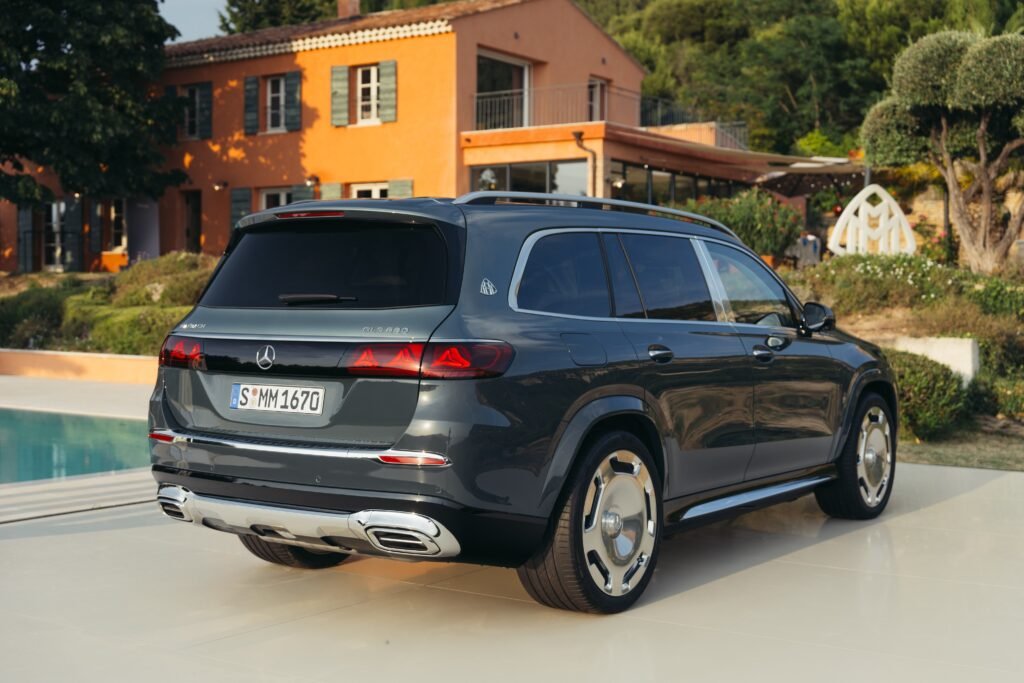 2026 Mercedes-Maybach GLS Rear and Side view