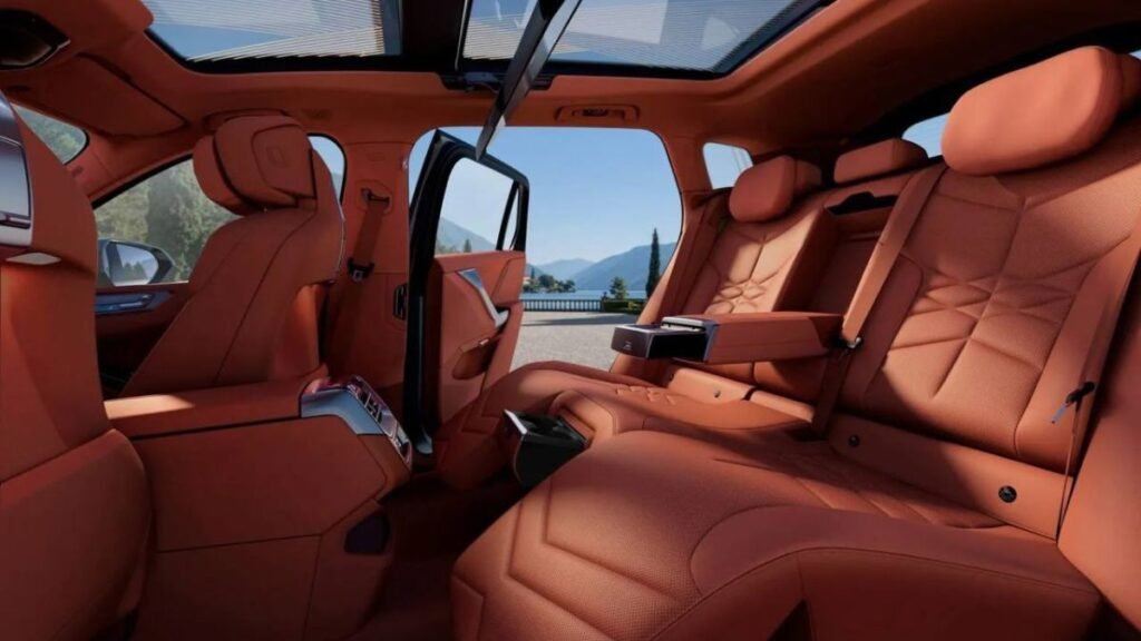 BMW X5 LWB premium interior