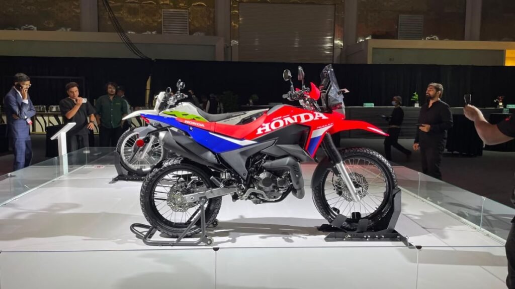 Honda XR 300L ड्यूल-स्पोर्ट बाइक भारत में लॉन्च से पहले पेश, 293cc इंजन और ऑफ-रोड डिजाइन के साथ