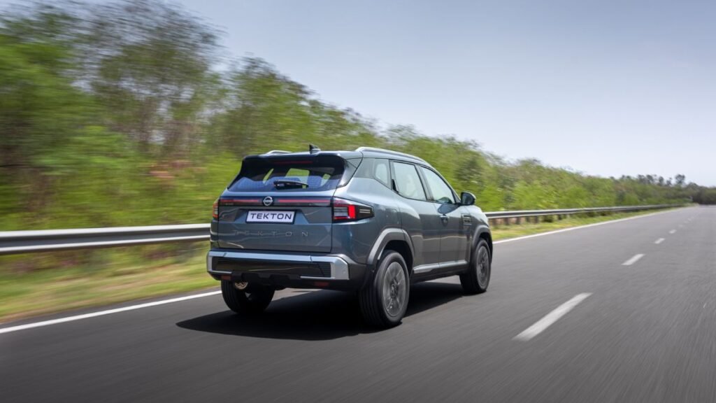 Nissan Tekton SUV Rear Design