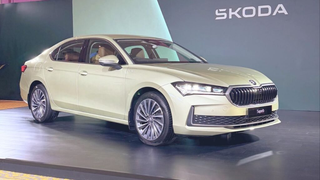 New Skoda Superb Diesel revealed in India with 2.0-litre diesel engine